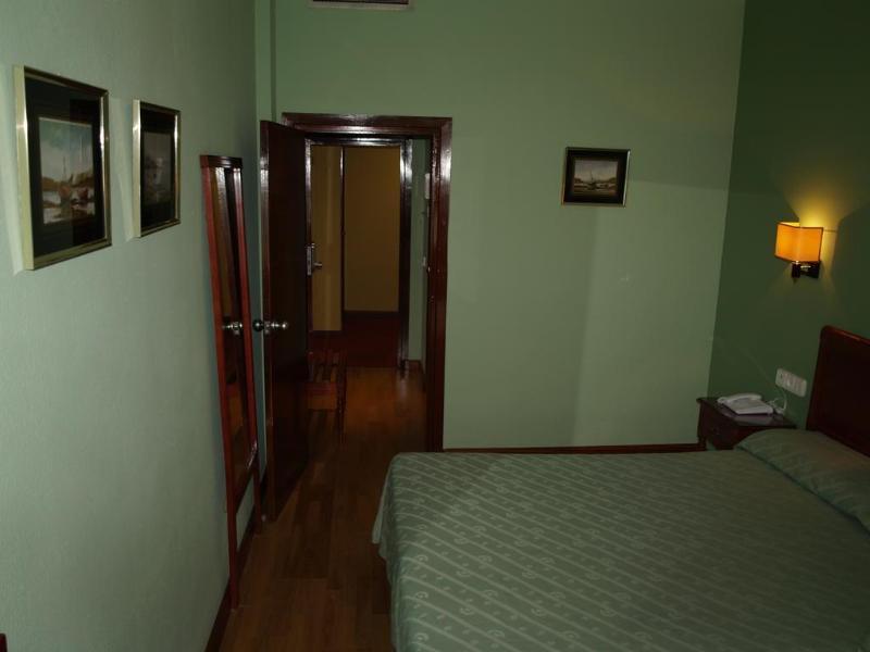 Hotel Serit Jerez de la Frontera Exterior foto